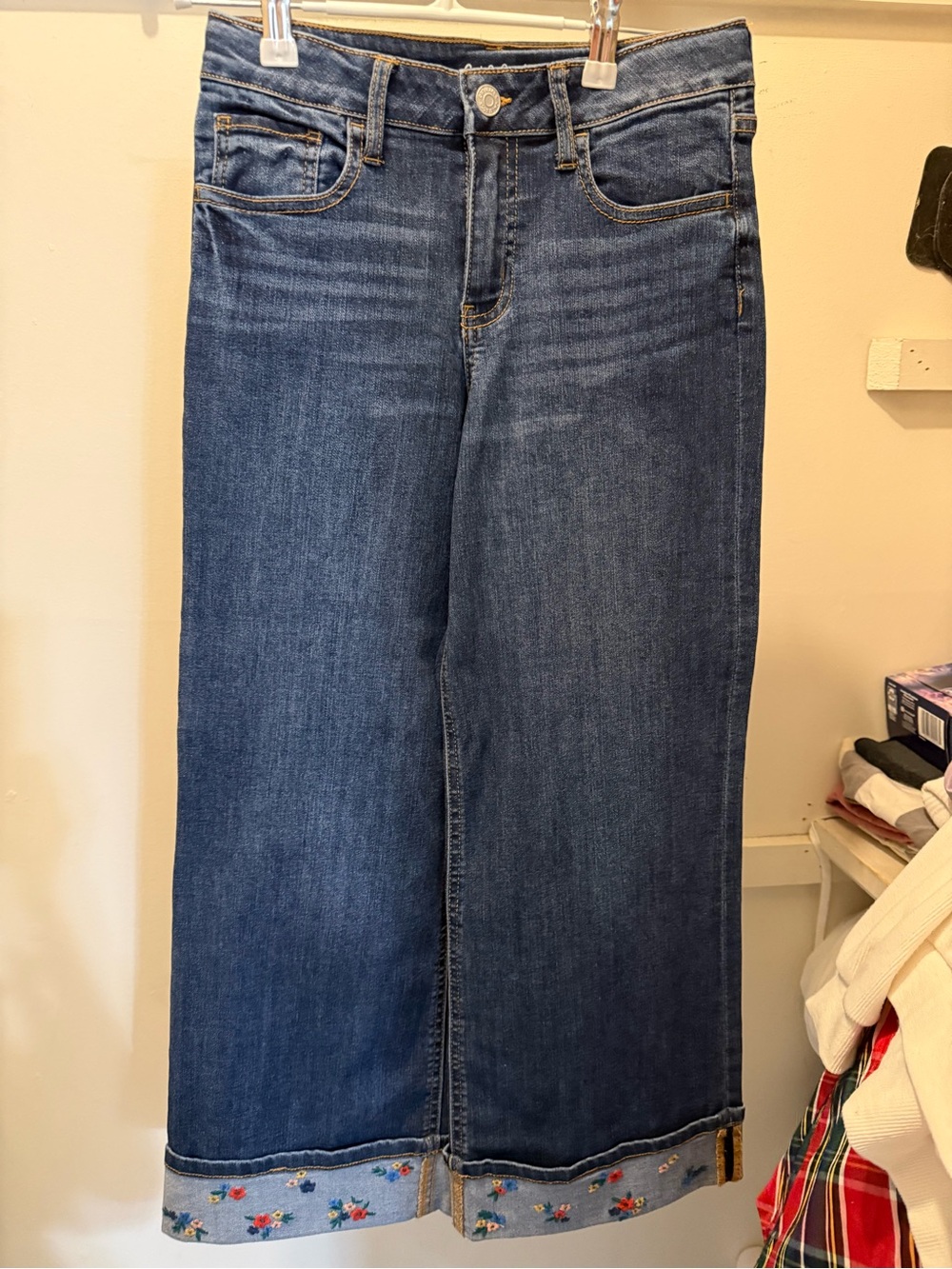 Girls Cat & Jack Must See Jeans!  Size 10